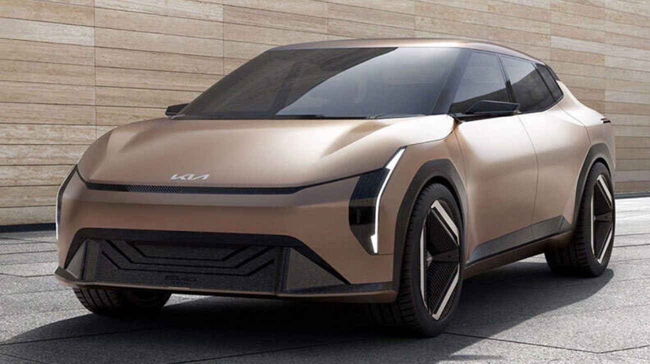 Sedan/Hatchback Car (EV)